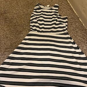It’s still in good condition and it just doesn’t fit me anymore 😊  i